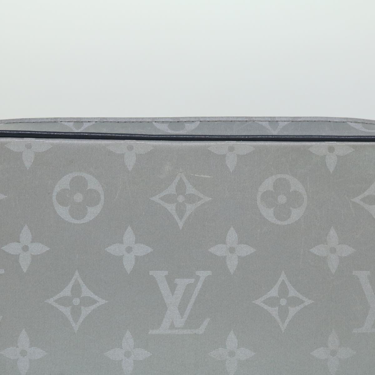 Louis Vuitton Alpha Silver Leather Clutch Bag