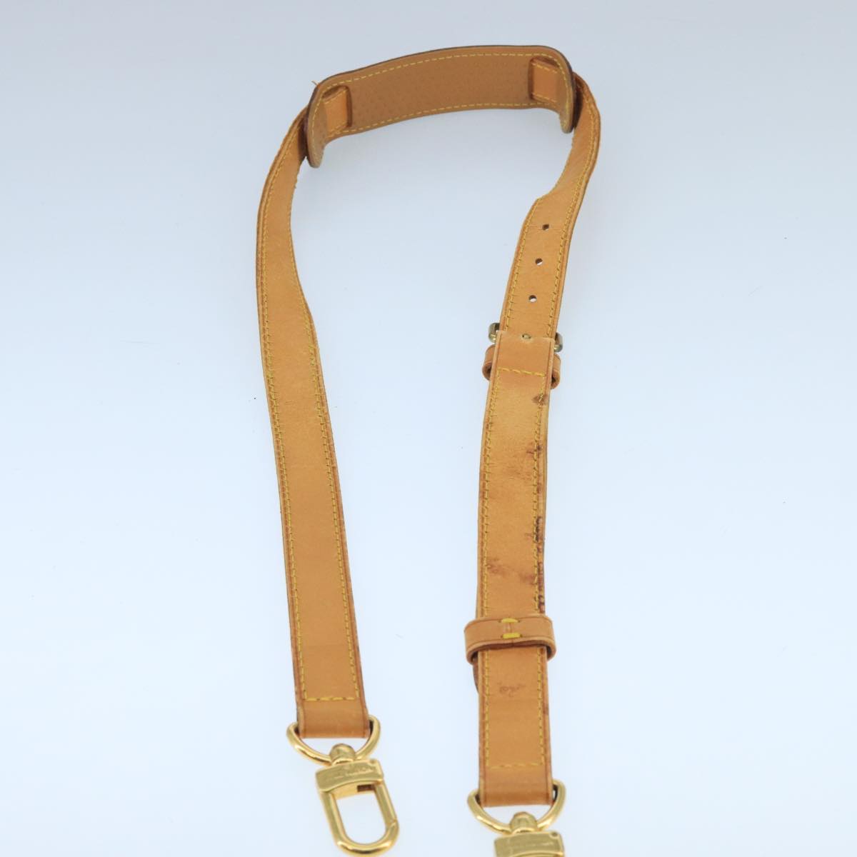 Louis Vuitton Shoulder Strap Beige Leather Bag Jewelry