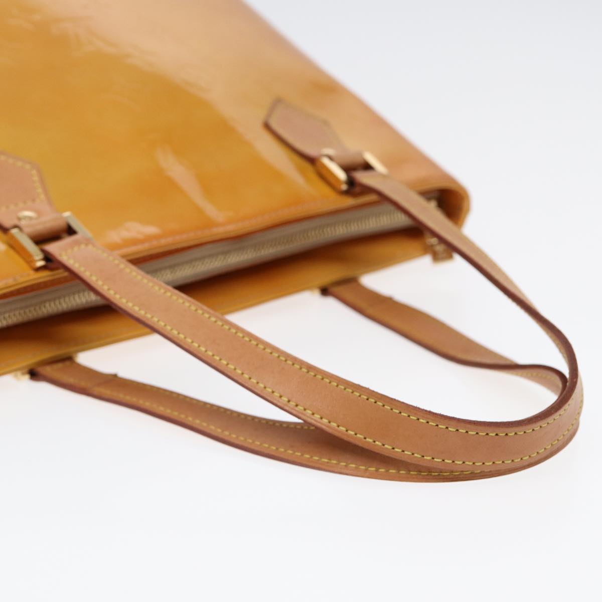 Louis Vuitton Houston Beige Patent Leather Handbag