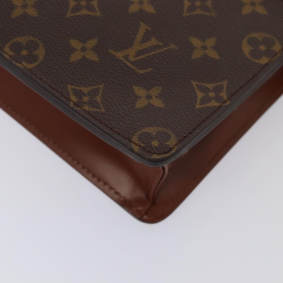 Louis Vuitton Pochette A4 Brown Canvas Clutch Bag