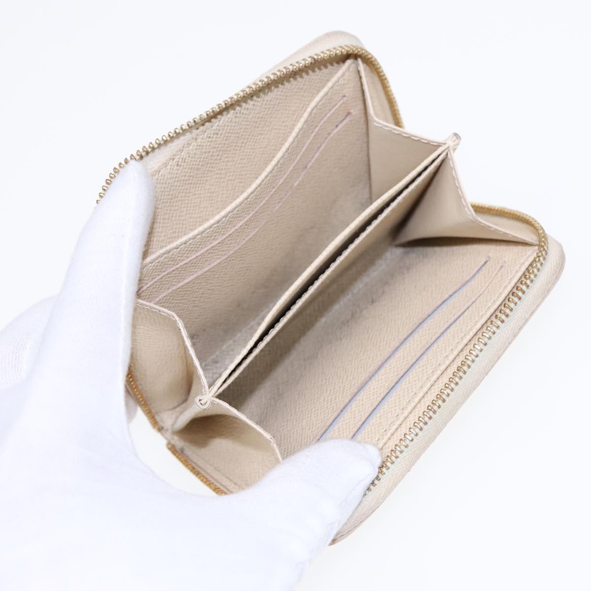 Louis Vuitton Zippy Wallet White Canvas Wallet
