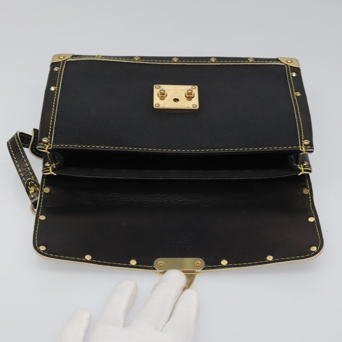 Louis Vuitton Suhali Black Leather Shoulder Bag