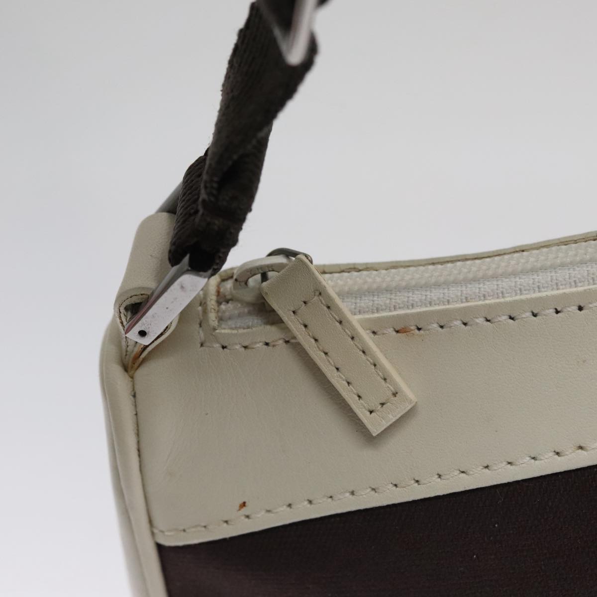 Gucci White Leather Clutch Bag