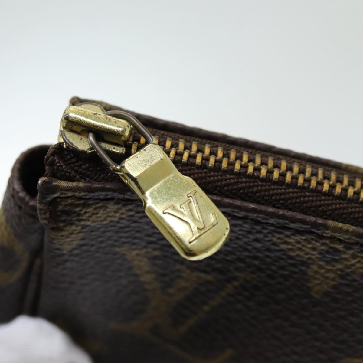 Louis Vuitton Pochette Accessoire Brown Canvas Clutch Bag