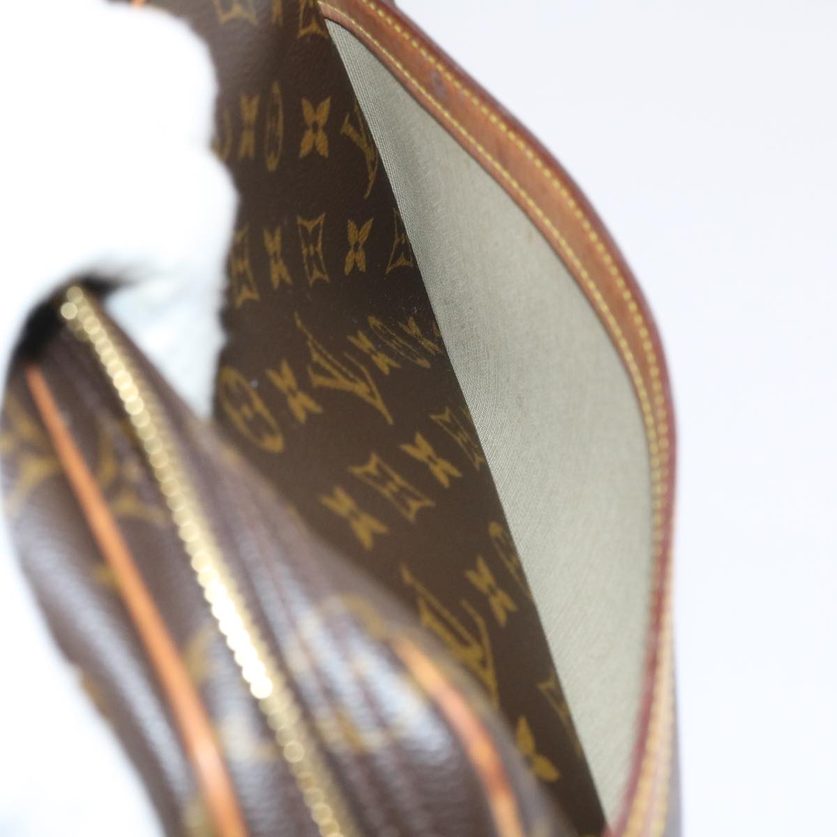 Louis Vuitton Reporter Brown Canvas Shoulder Bag
