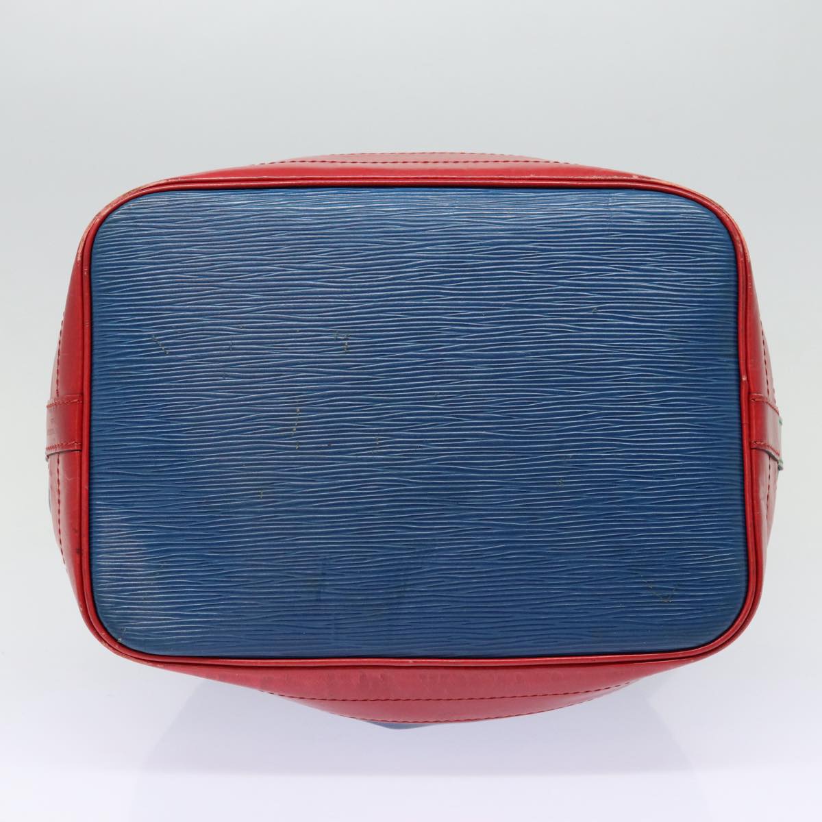 Louis Vuitton Noe Blue Leather Shoulder Bag