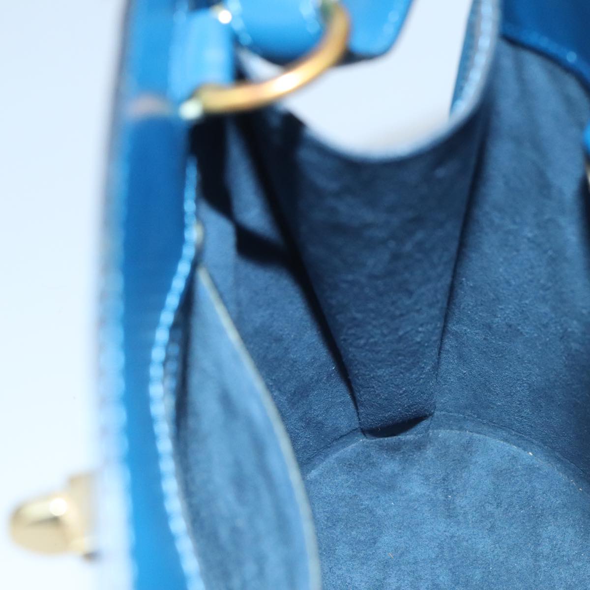 Louis Vuitton Cluny Blue Leather Shoulder Bag