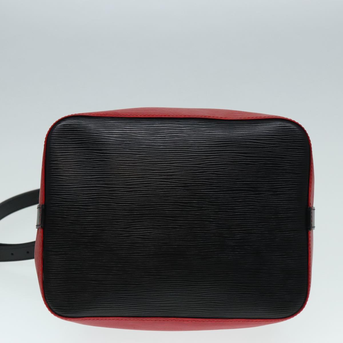 Louis Vuitton Noe Red Leather Shoulder Bag