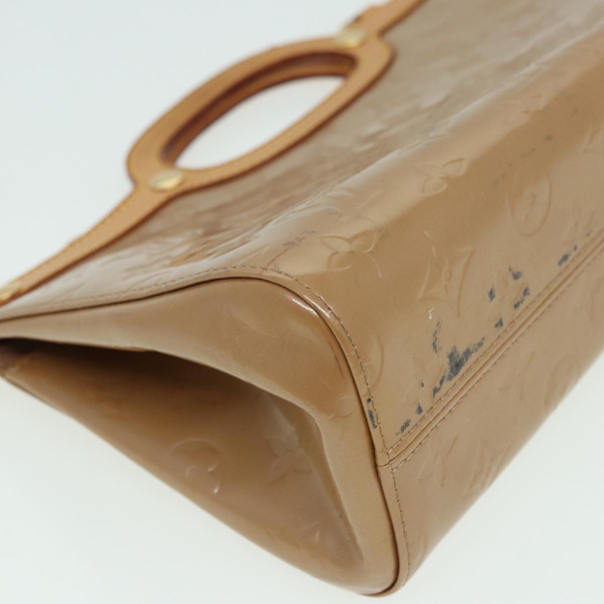 Louis Vuitton Roxbury Beige Patent Leather Handbag