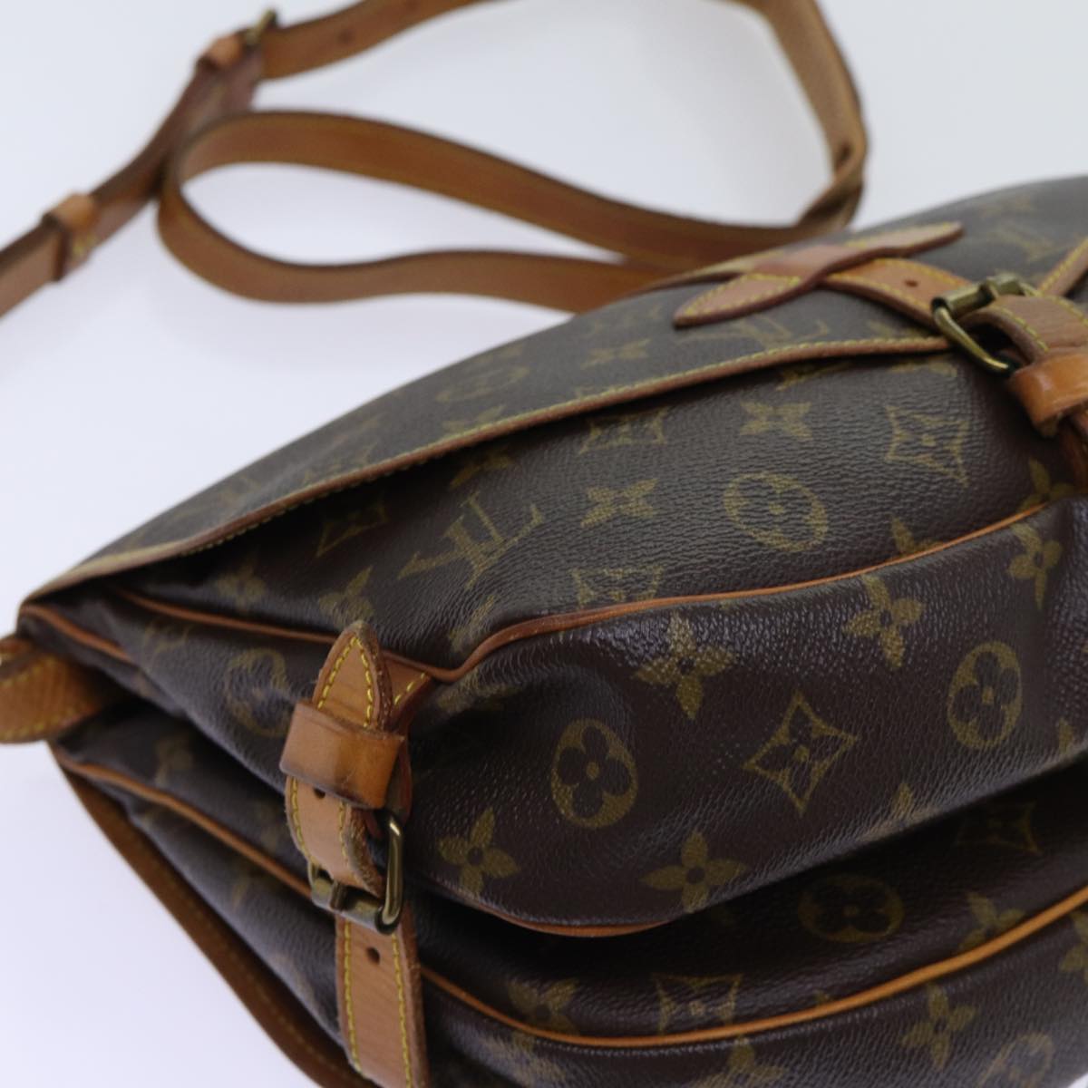 Louis Vuitton Saumur Brown Canvas Shoulder Bag