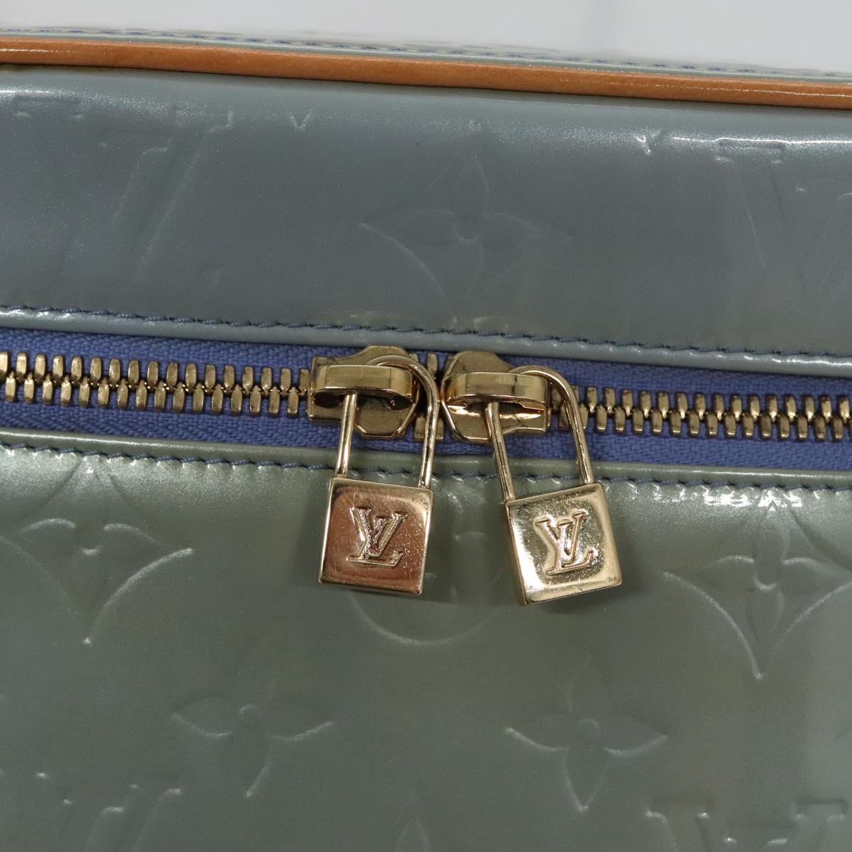 Louis Vuitton Sullivan Grey Patent Leather Shoulder Bag