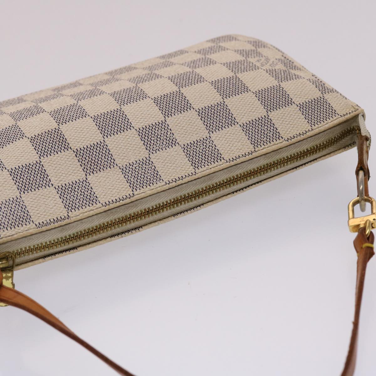 Louis Vuitton Pochette Accessoires White Canvas Clutch Bag