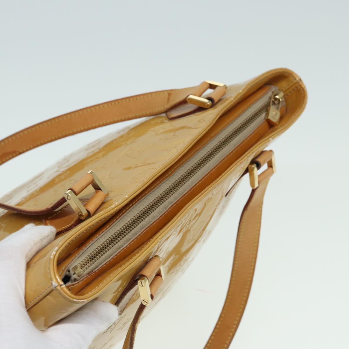 Louis Vuitton Houston Beige Patent Leather Handbag