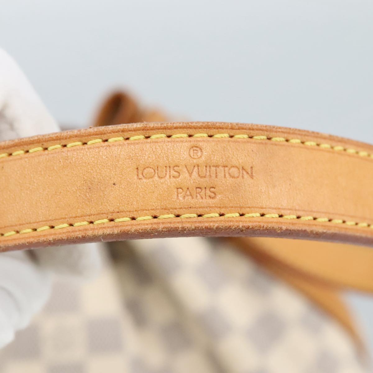 Louis Vuitton Noe White Canvas Shoulder Bag