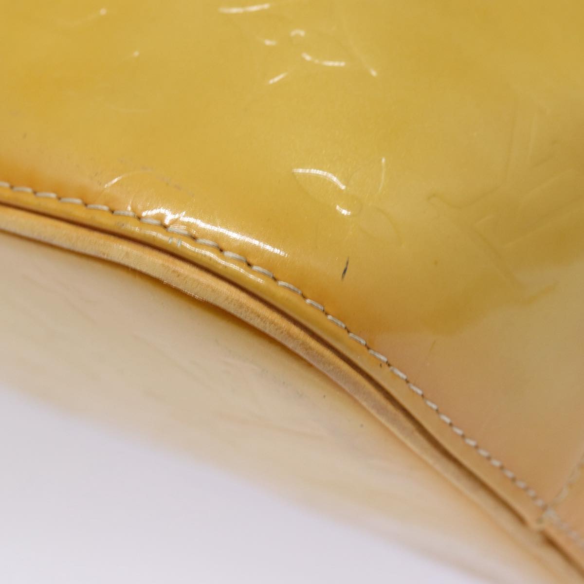 Louis Vuitton Houston Beige Patent Leather Handbag
