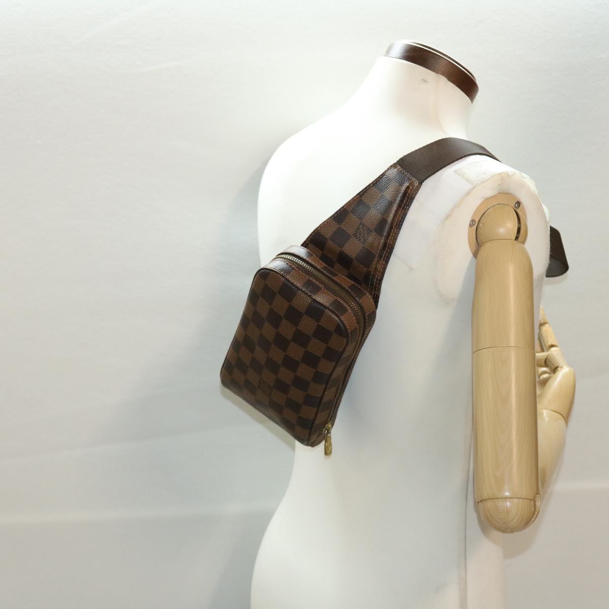 Louis Vuitton Geronimos Brown Canvas Shoulder Bag