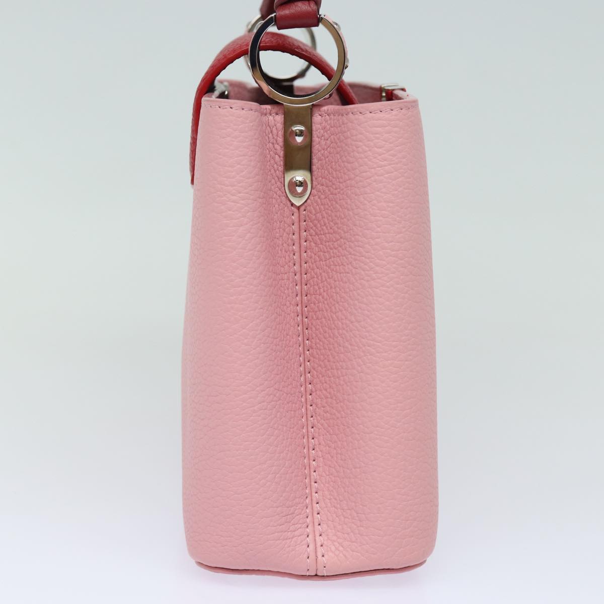 Louis Vuitton Capucines Pink Leather Handbag