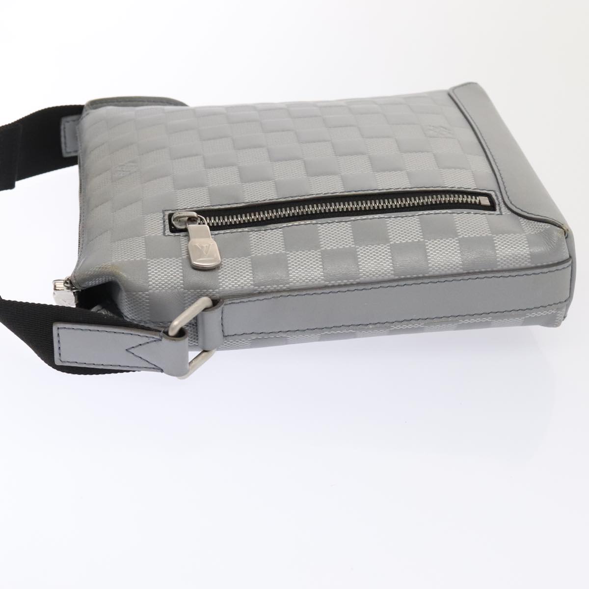 Louis Vuitton Messenger Silver Leather Shoulder Bag