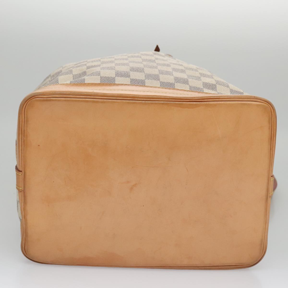 Louis Vuitton Noe White Canvas Shoulder Bag