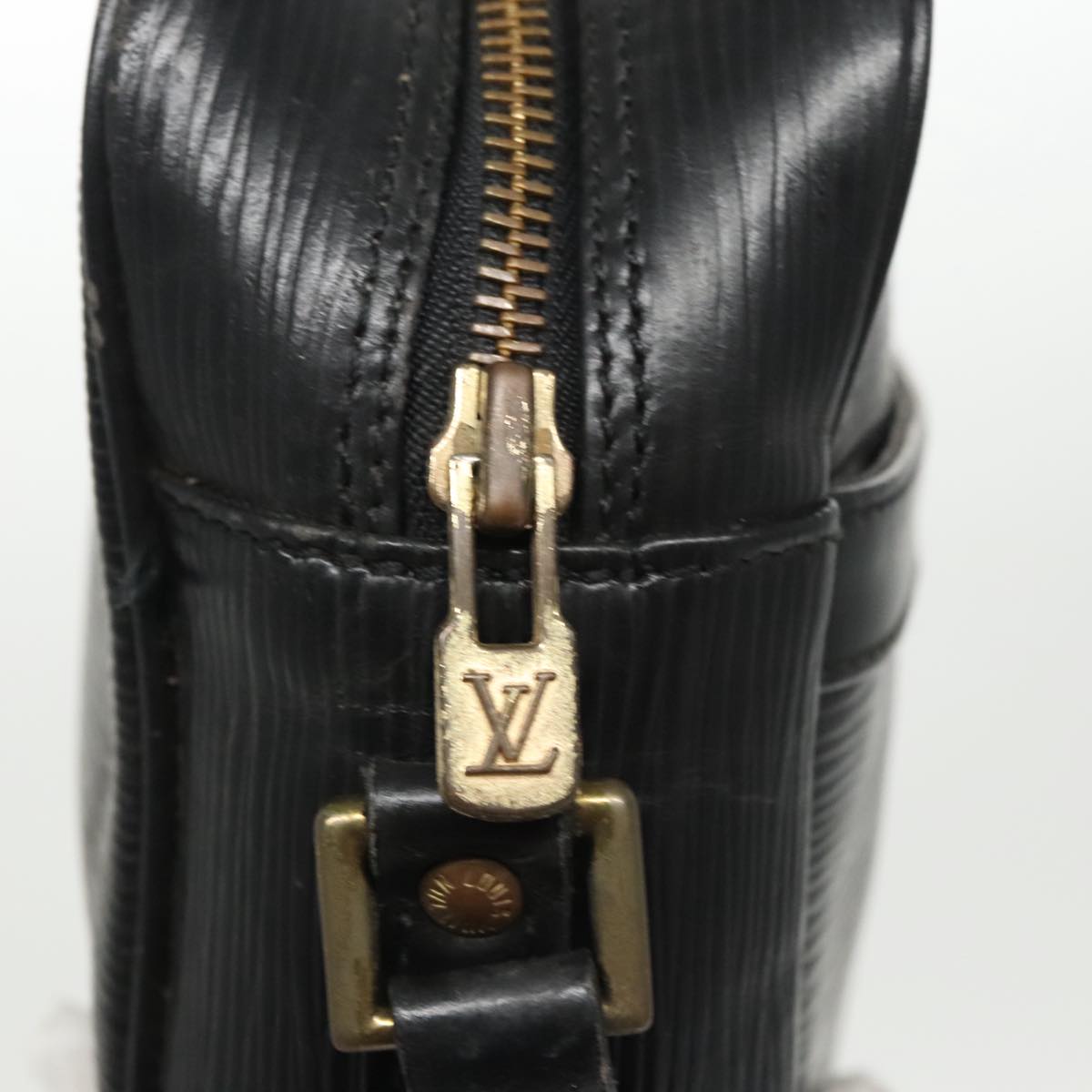 Louis Vuitton Trocadéro Black Leather Shoulder Bag