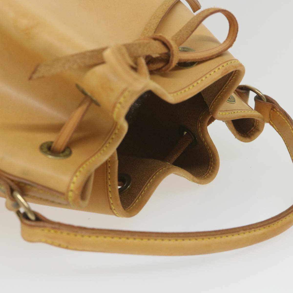 Louis Vuitton Noe Beige Leather Handbag
