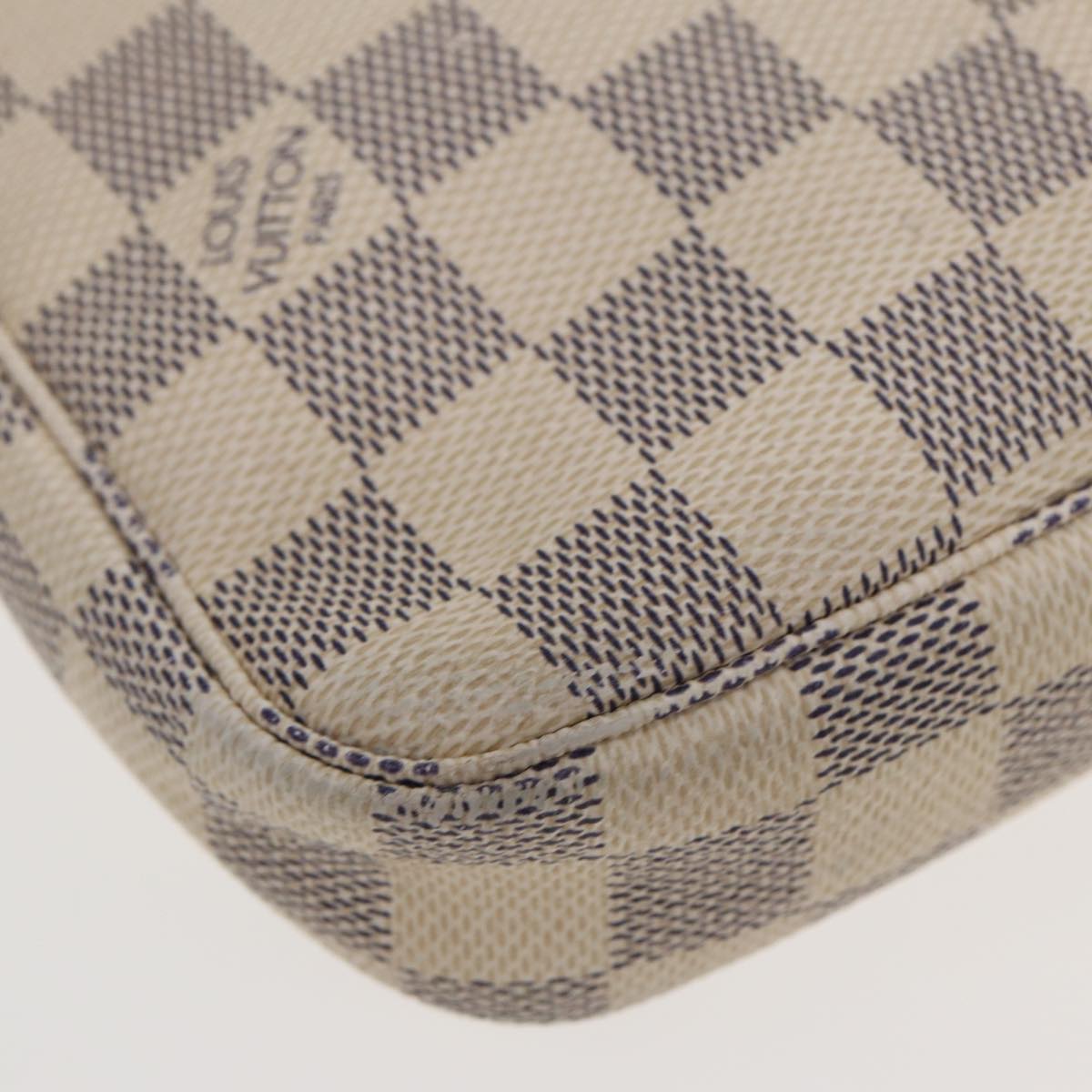 Louis Vuitton Pochette Accessoires White Canvas Clutch Bag