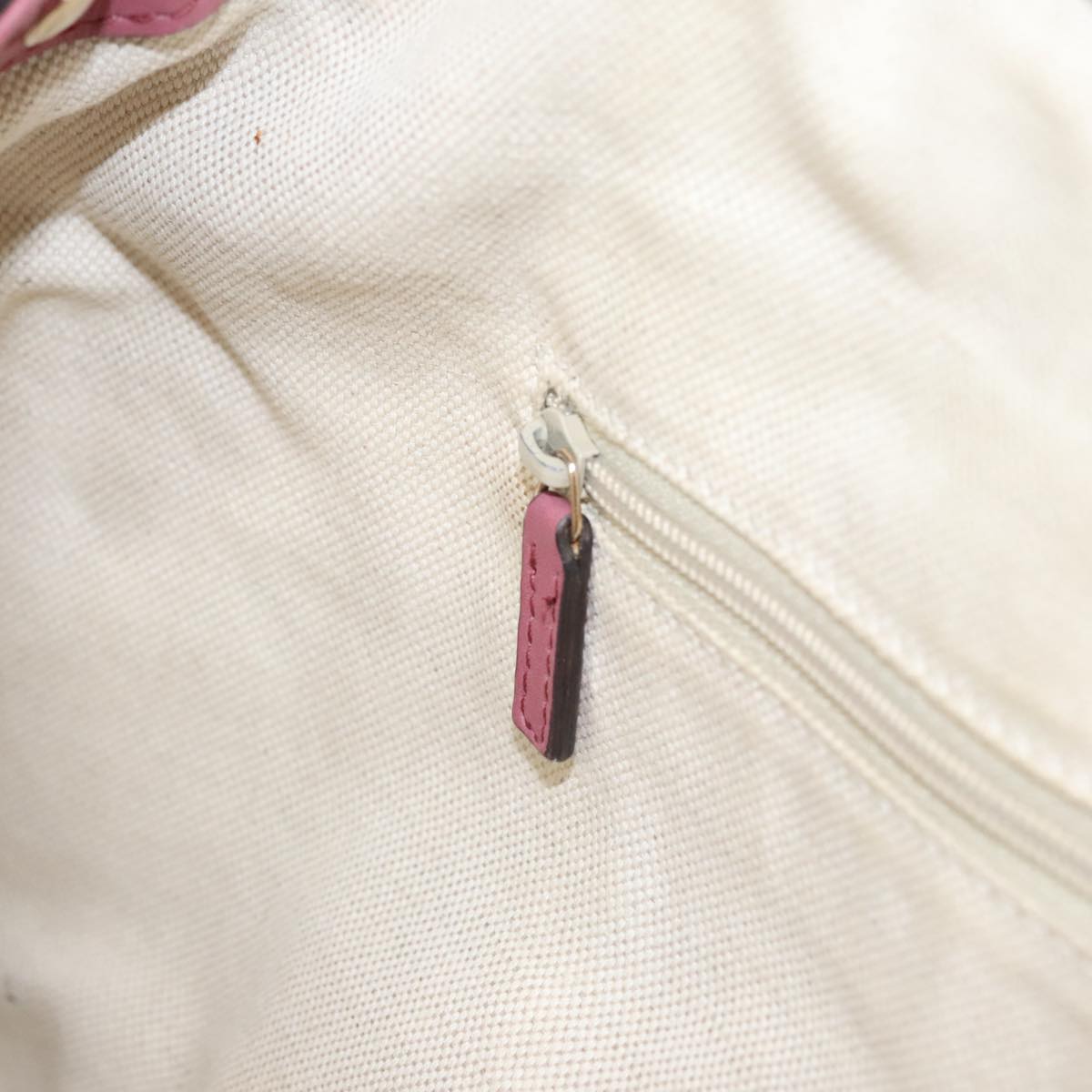 Gucci Sukey Pink Leather Shoulder Bag