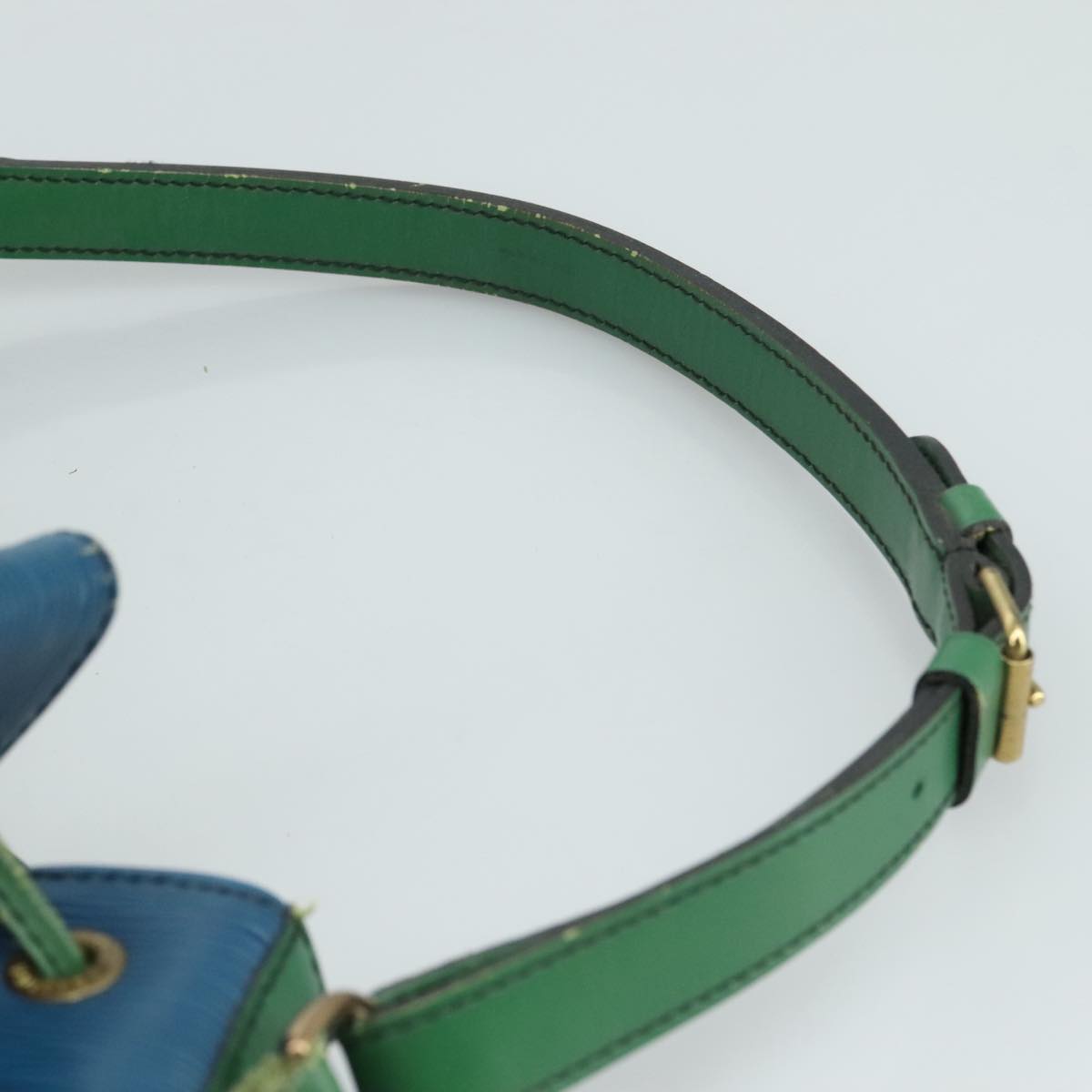 Louis Vuitton Noe Blue Leather Shoulder Bag