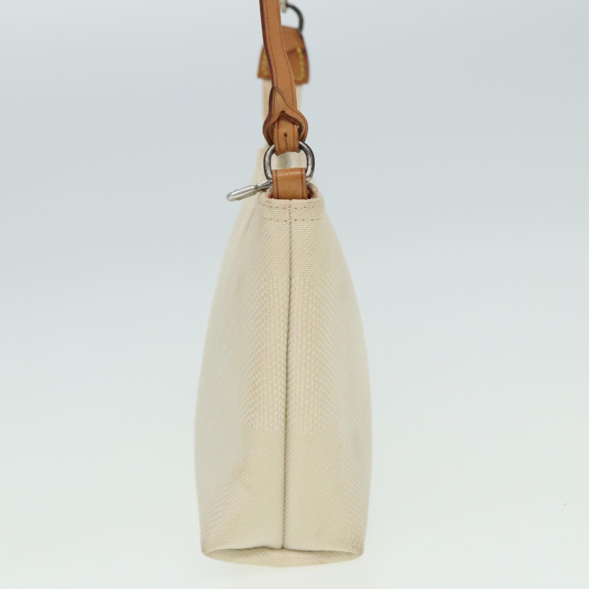 Louis Vuitton Volunteer White Canvas Clutch Bag