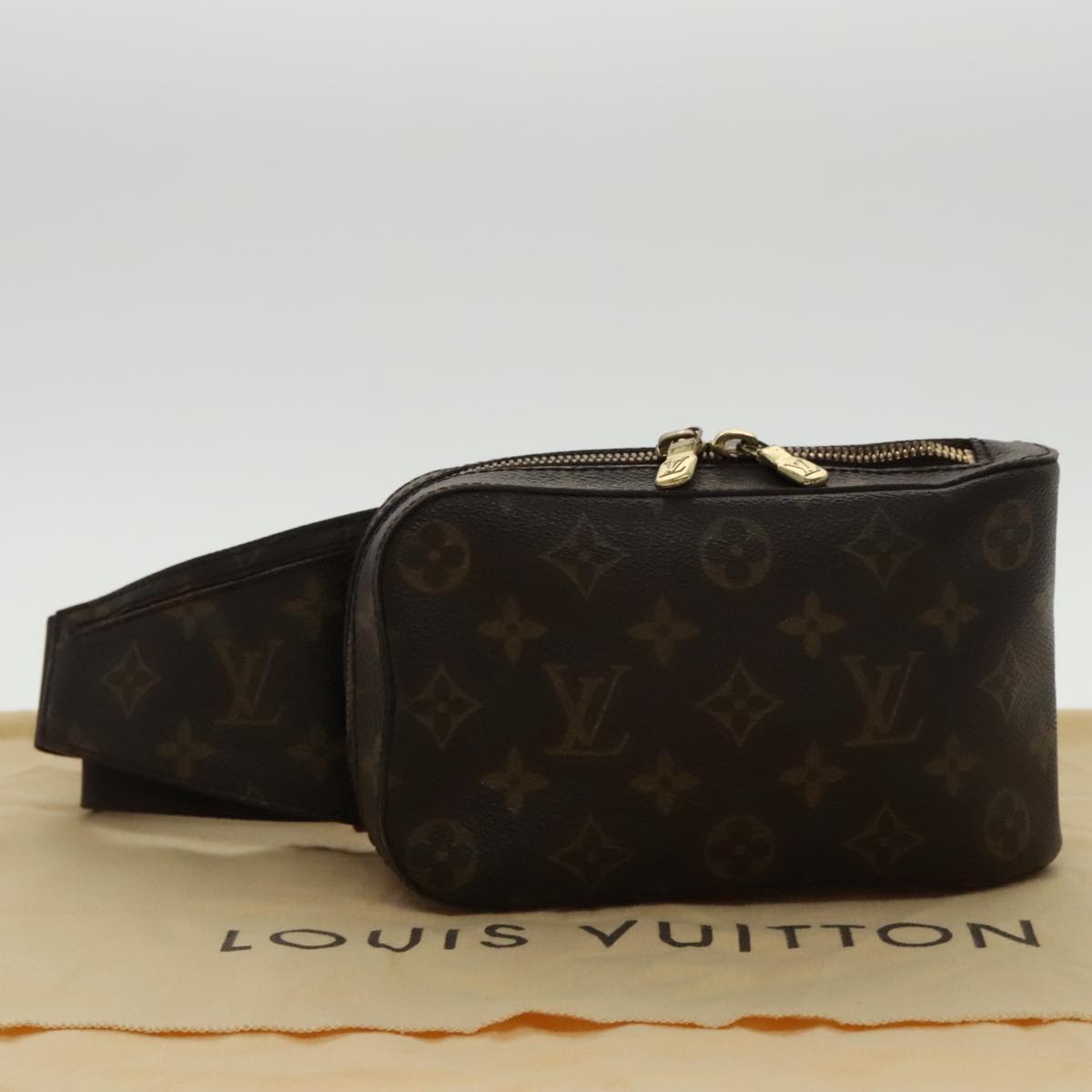 Louis Vuitton Geronimos Brown Canvas Shoulder Bag
