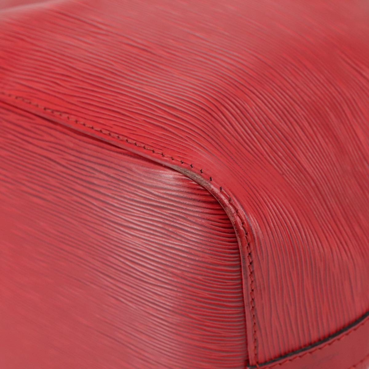 Louis Vuitton Noé Pm Red Leather Shoulder Bag