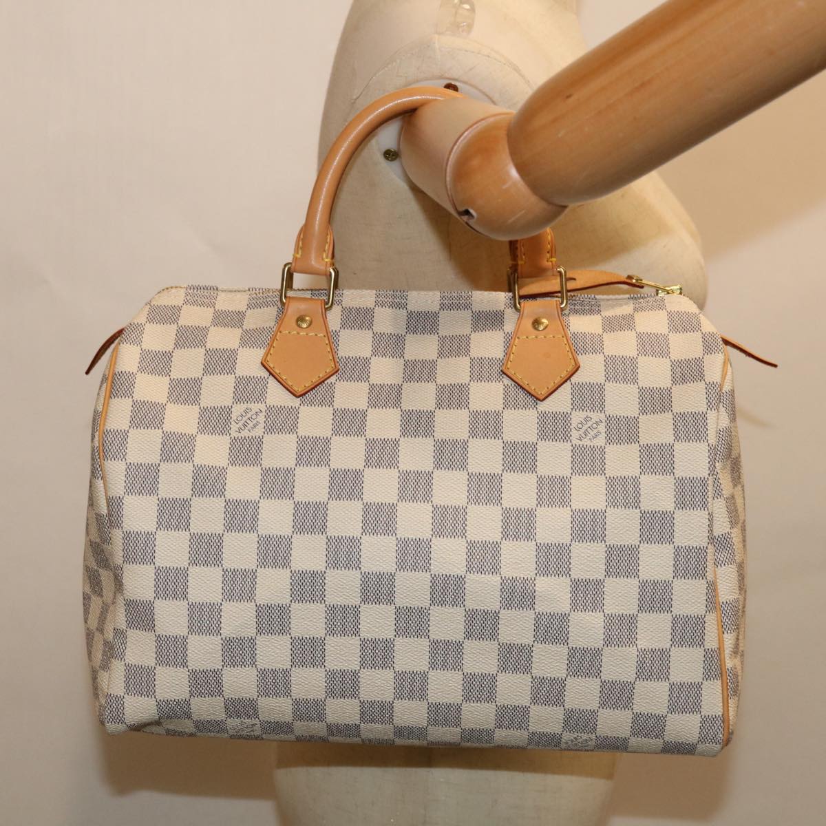 Louis Vuitton Speedy 30 White Canvas Handbag