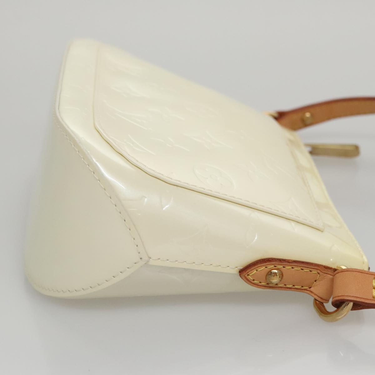 Louis Vuitton Minna White Patent Leather Shoulder Bag