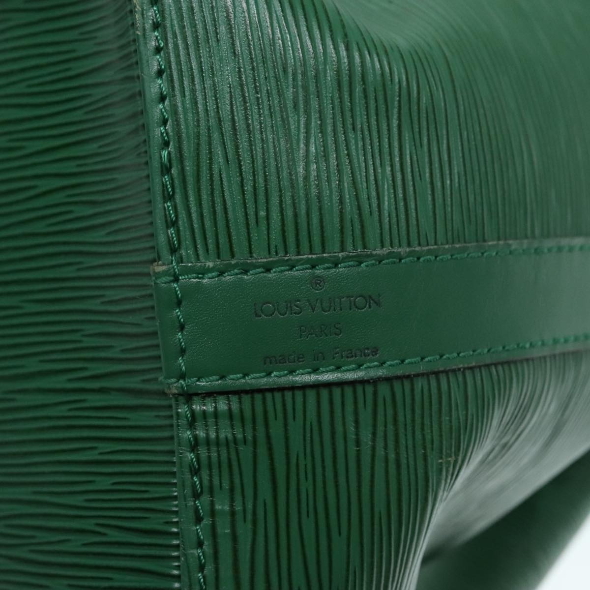 Louis Vuitton Noe Green Leather Shoulder Bag
