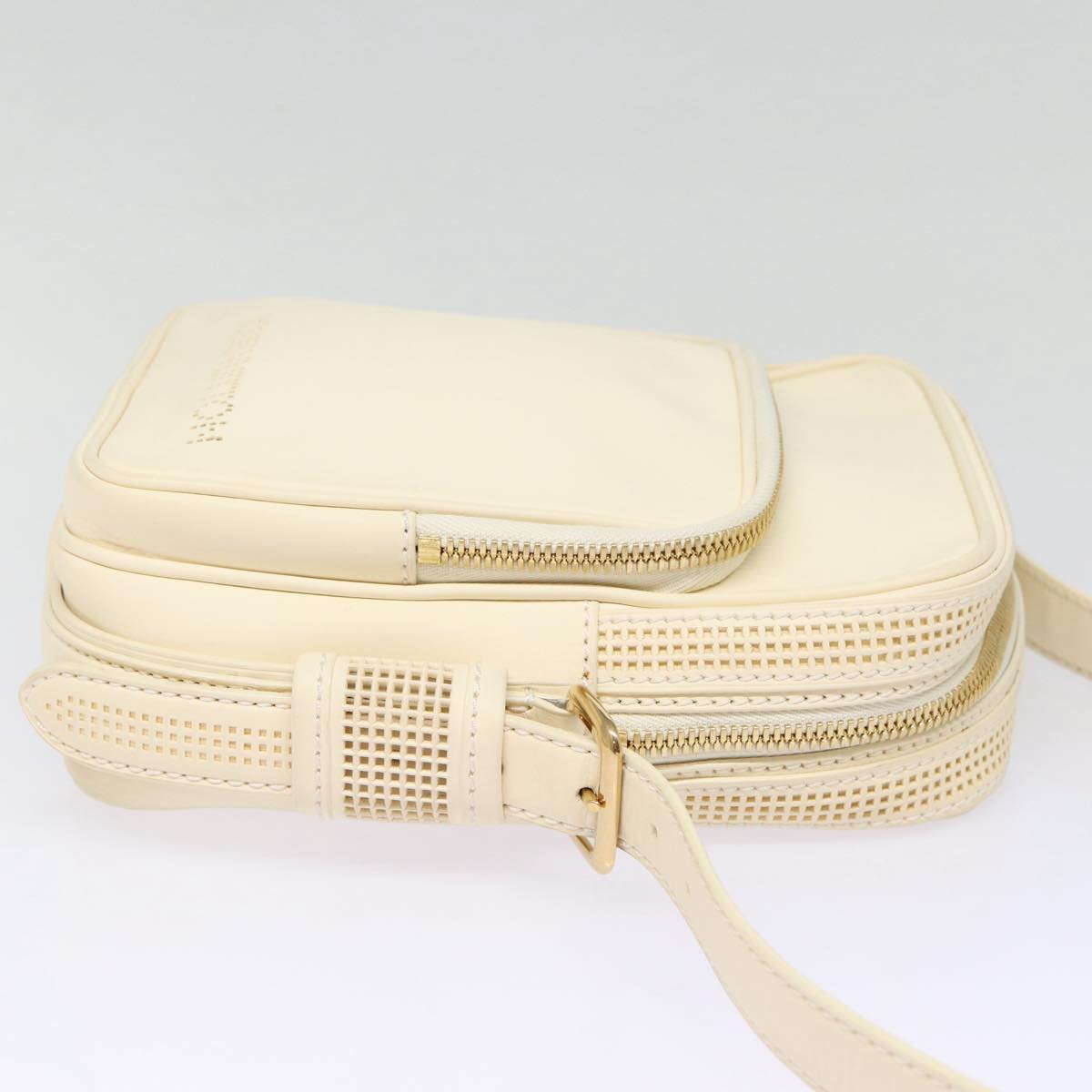 Louis Vuitton Bequia White Leather Shoulder Bag