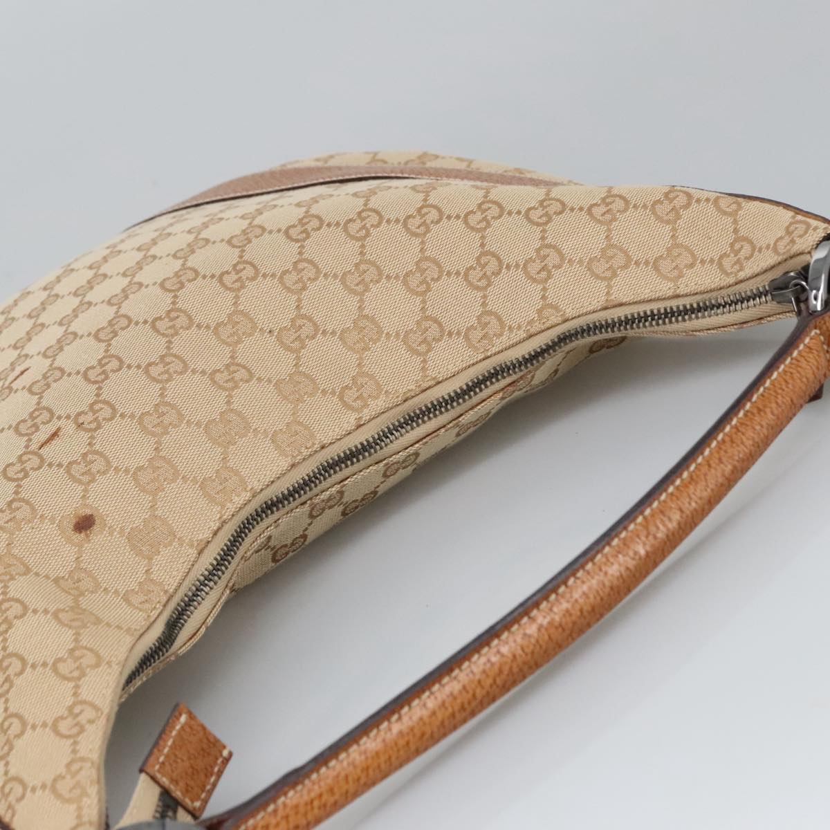 Gucci Hobo Beige Canvas Shoulder Bag