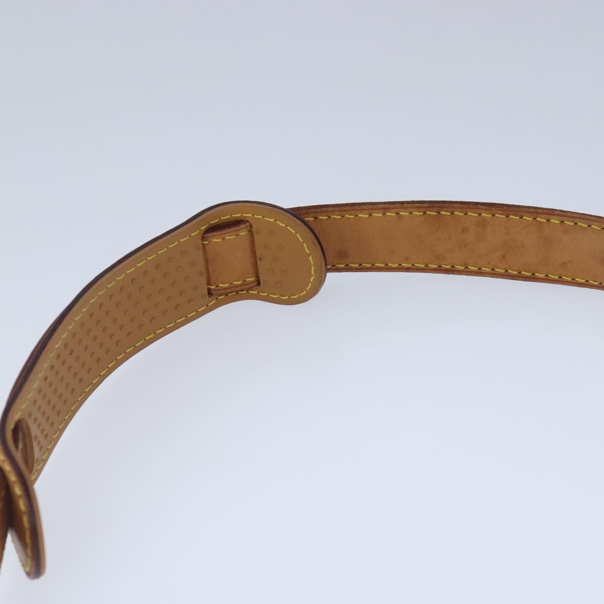Louis Vuitton Shoulder Strap Beige Leather Bag Jewelry