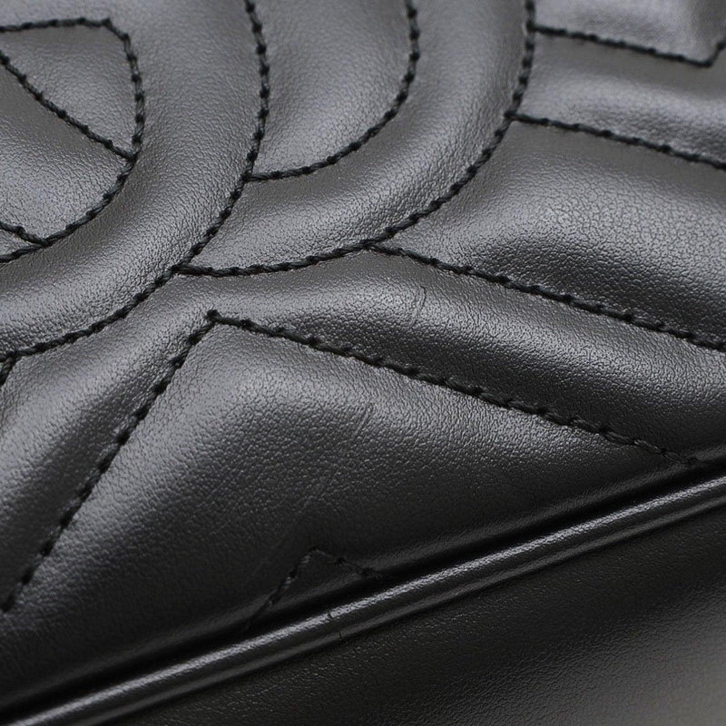 Gucci Black Leather Shoulder Bag