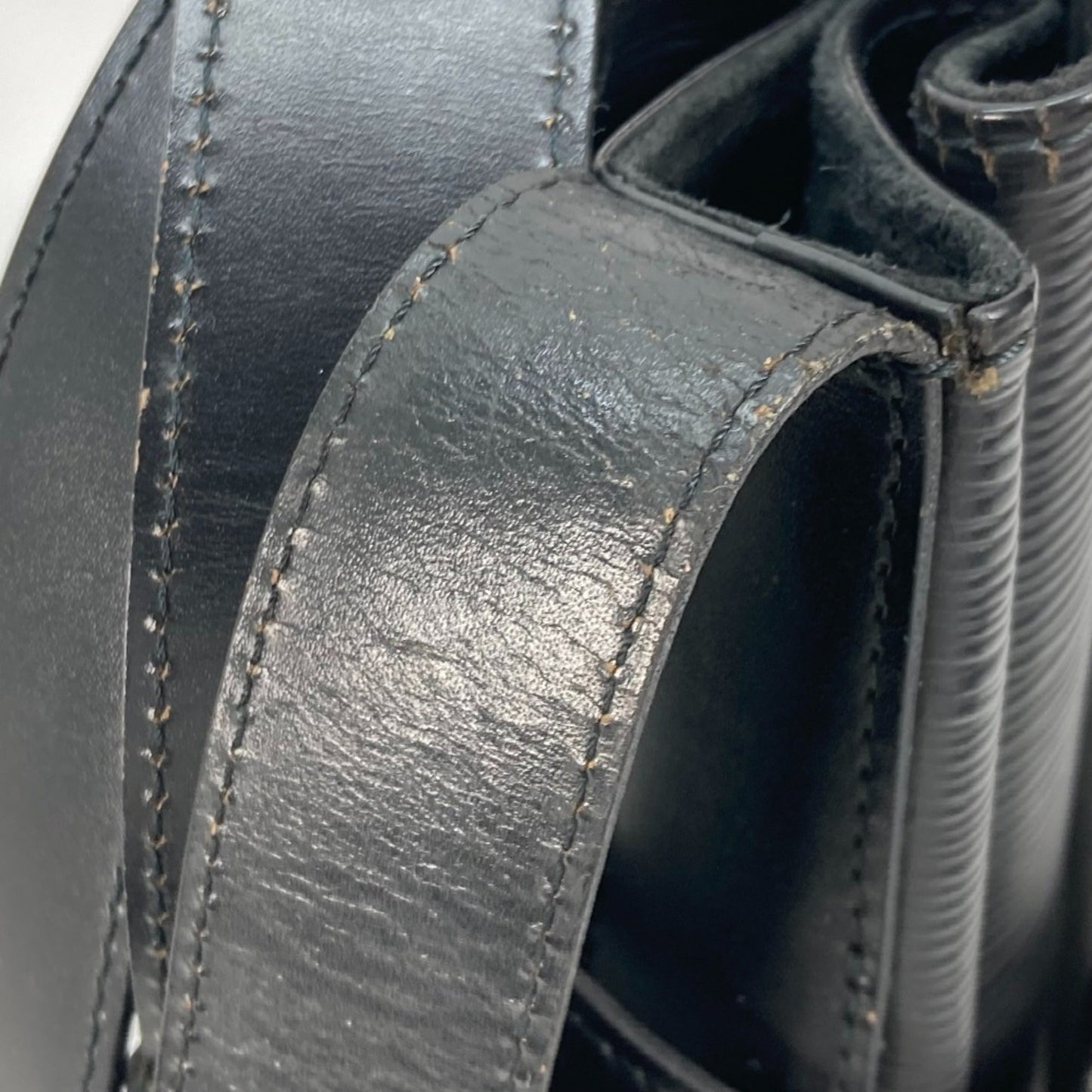 Louis Vuitton Black Leather Shoulder Bag