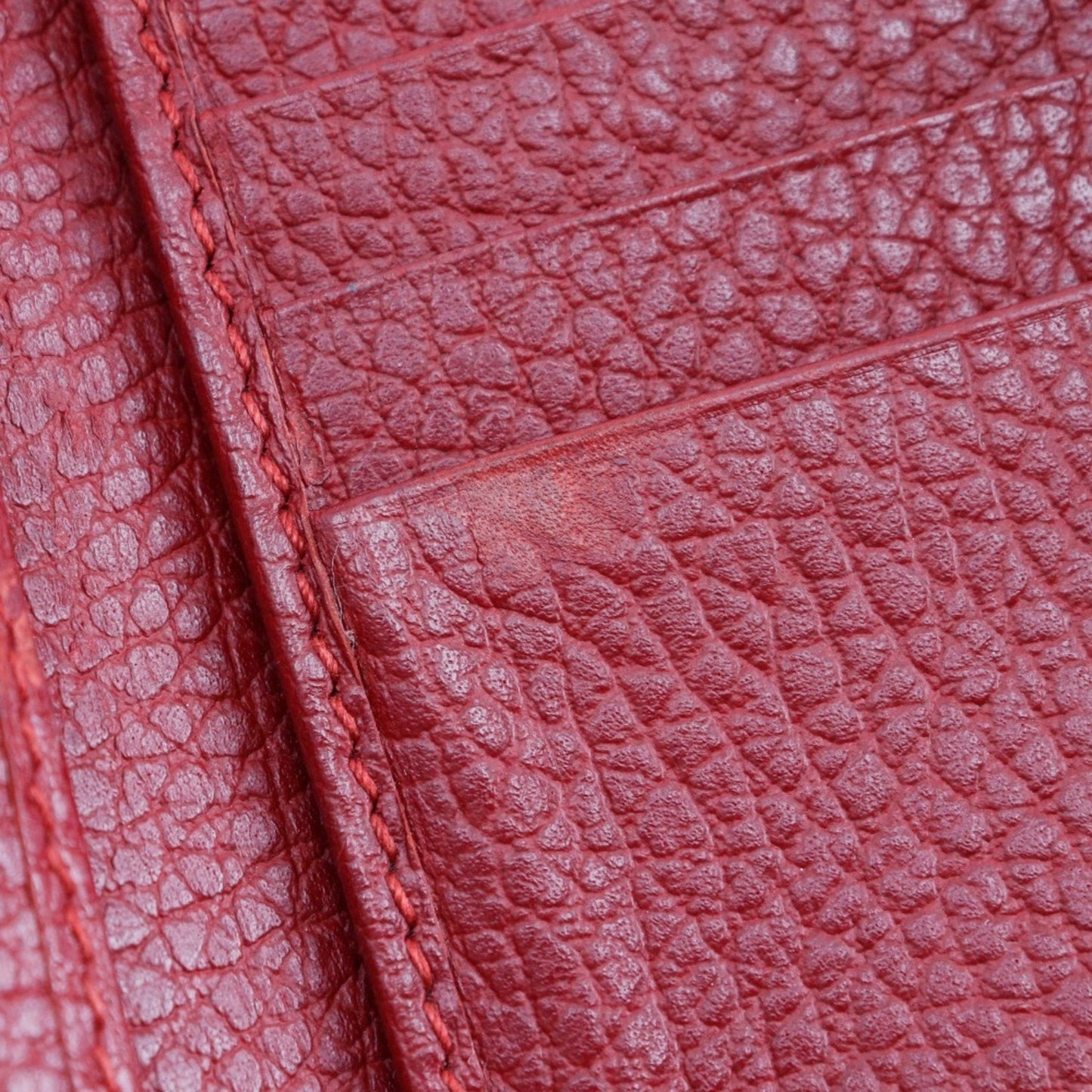Gucci Red Color Leather Wallet (Bi-Fold)