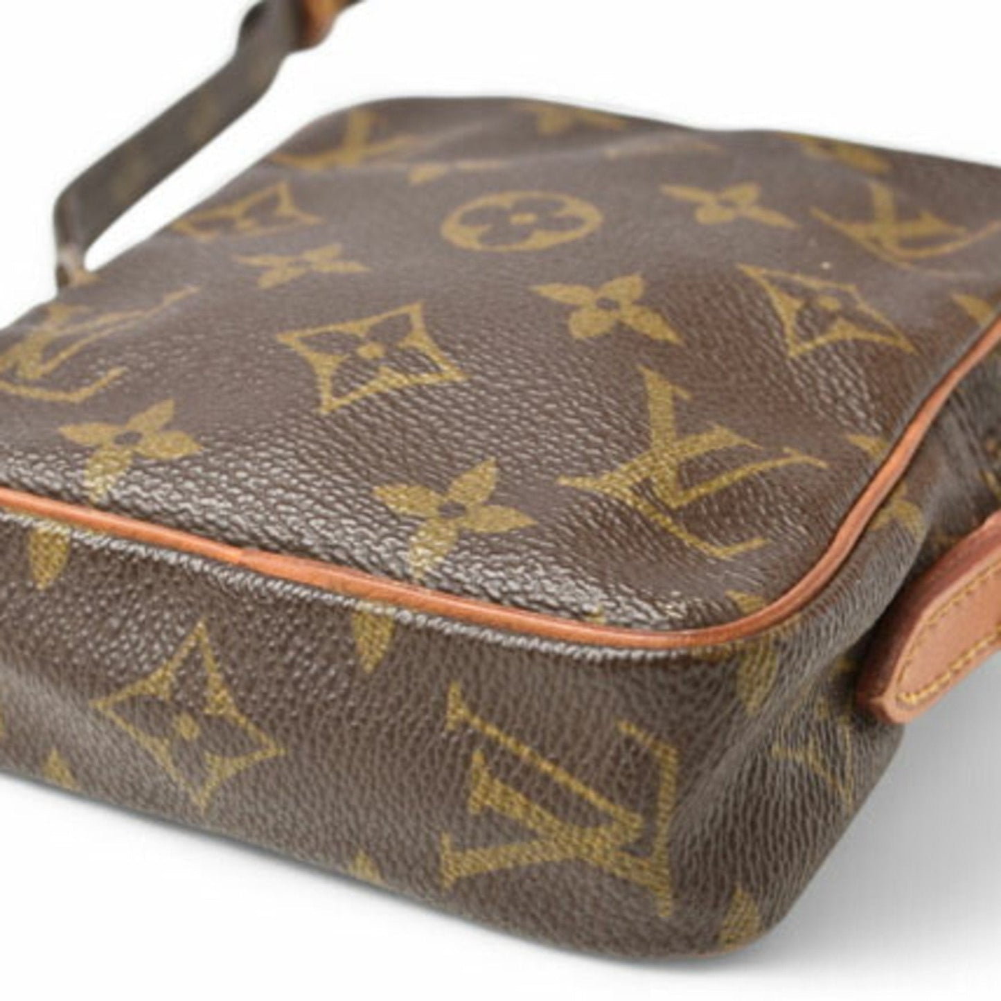 Louis Vuitton Monogram Monogram Pochette Shoulder Bag