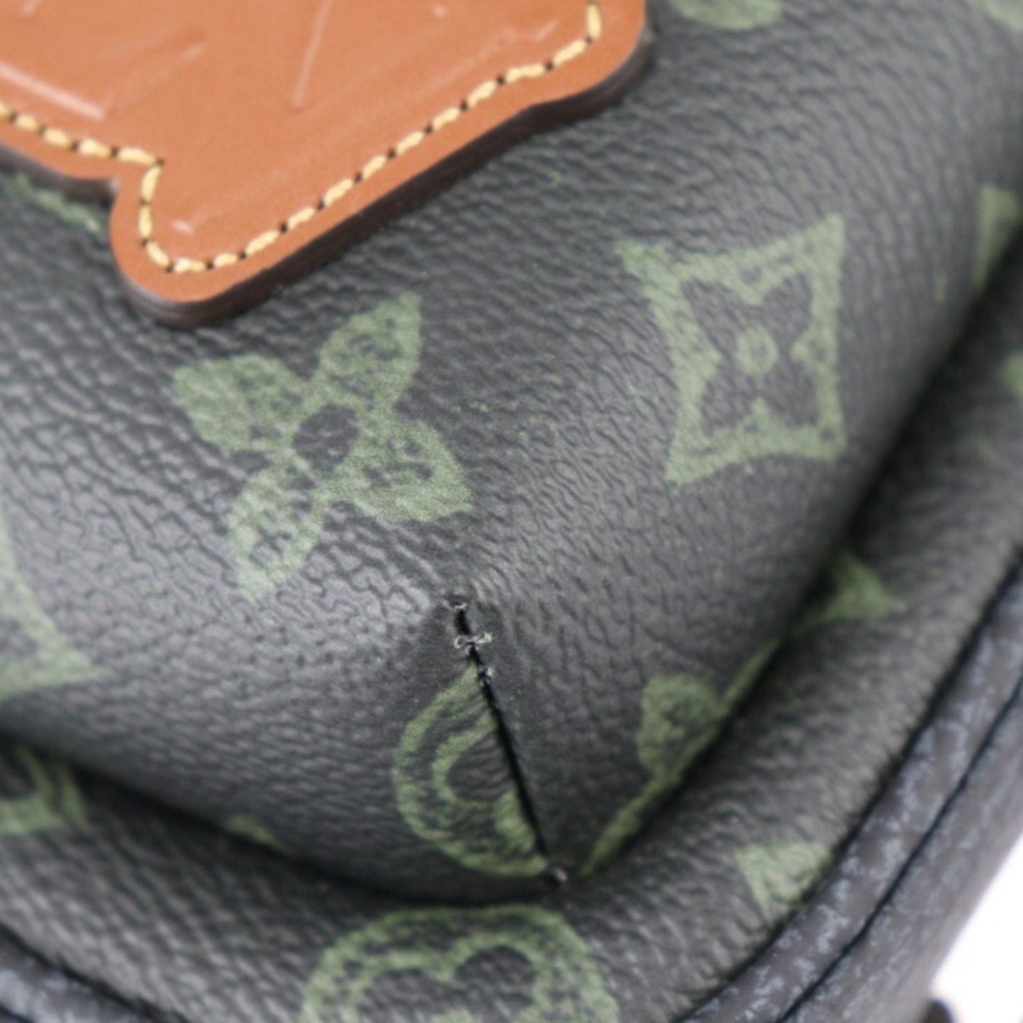 Louis Vuitton Dark Green Monogram Canvas Leather Pouch Shoulder Bag Sling Bag