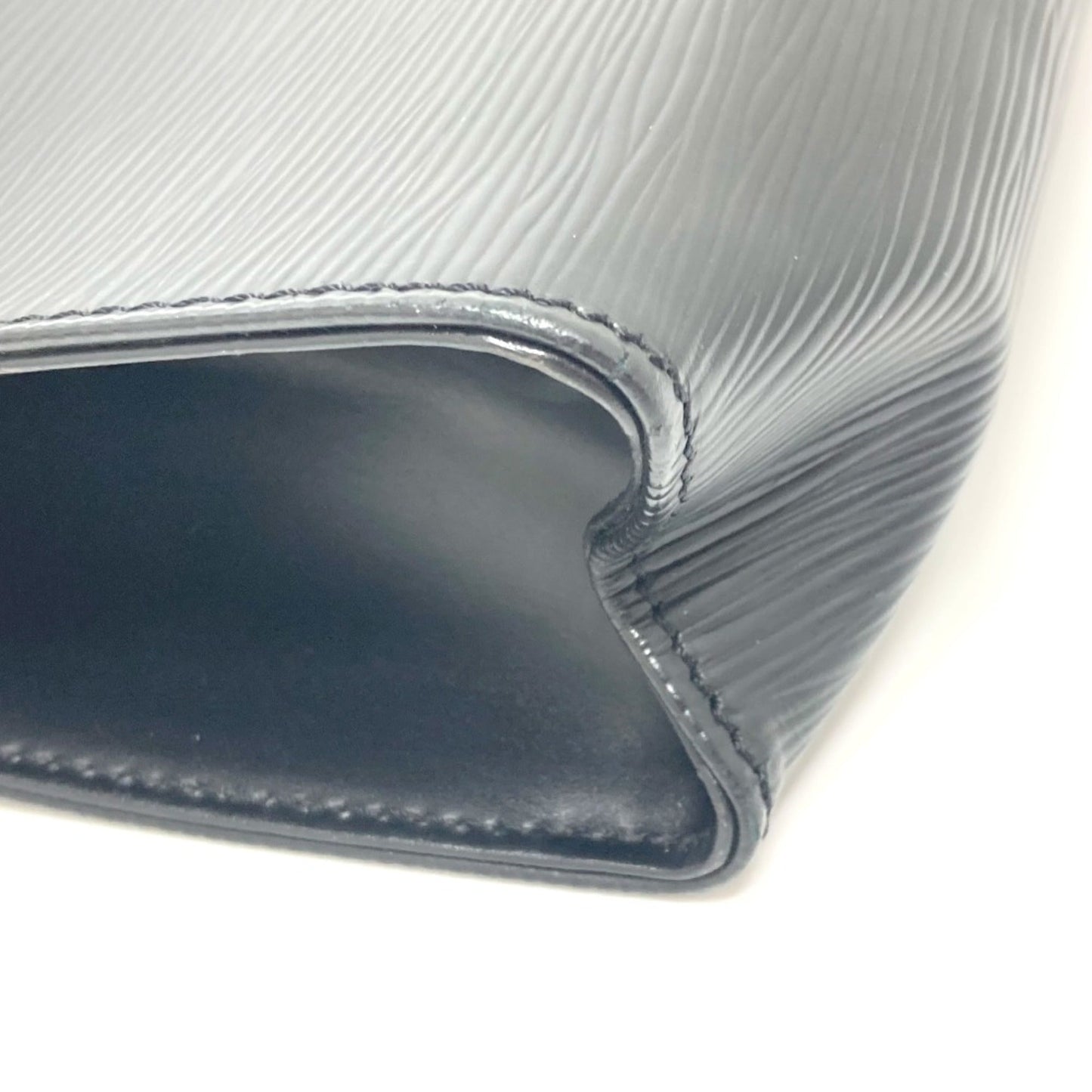 Louis Vuitton Black Leather Shoulder Bag