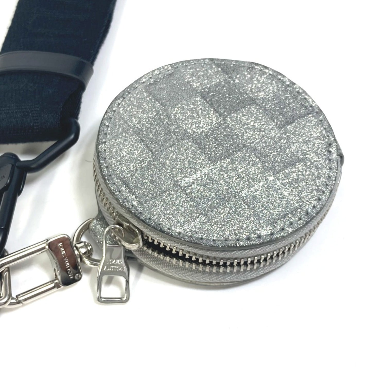 Louis Vuitton Silver Leather Shoulder Bag