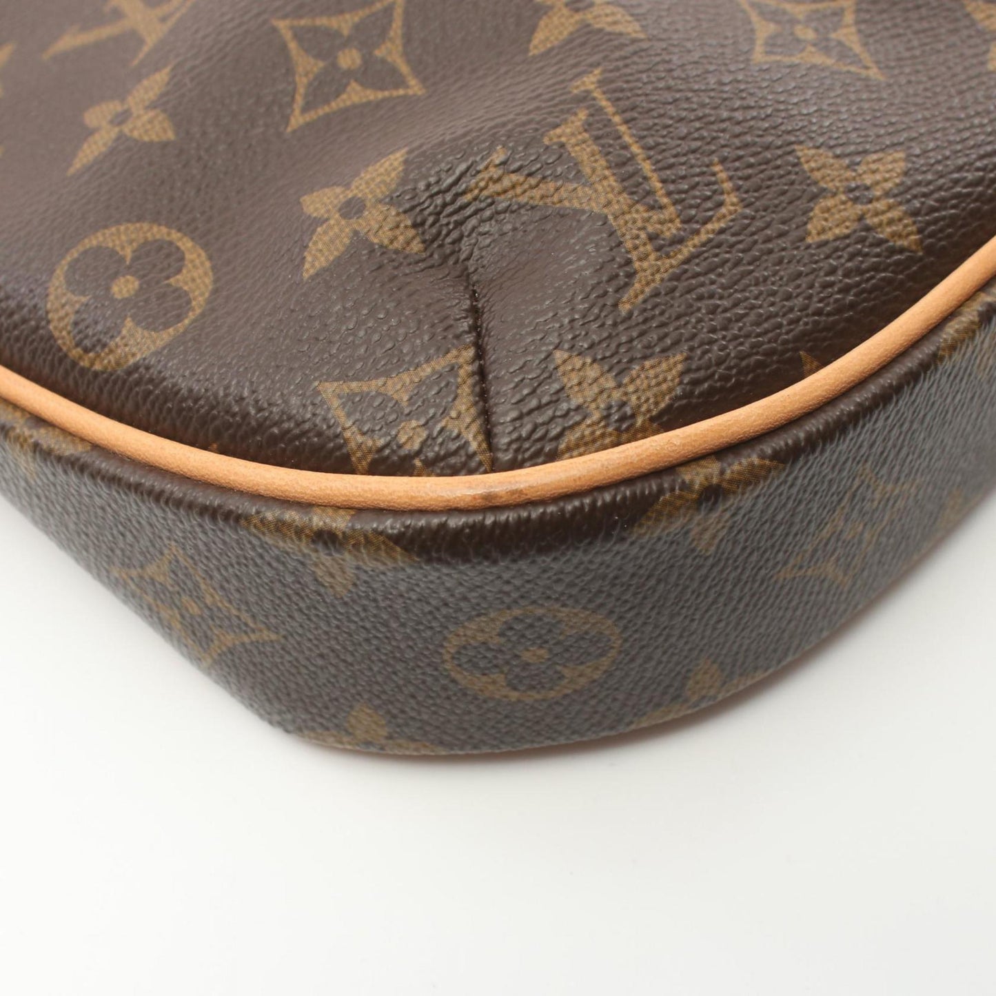 Louis Vuitton Monogram Brown Monogram Monogram Leather Pvc Coated Canvas Shoulder Bag