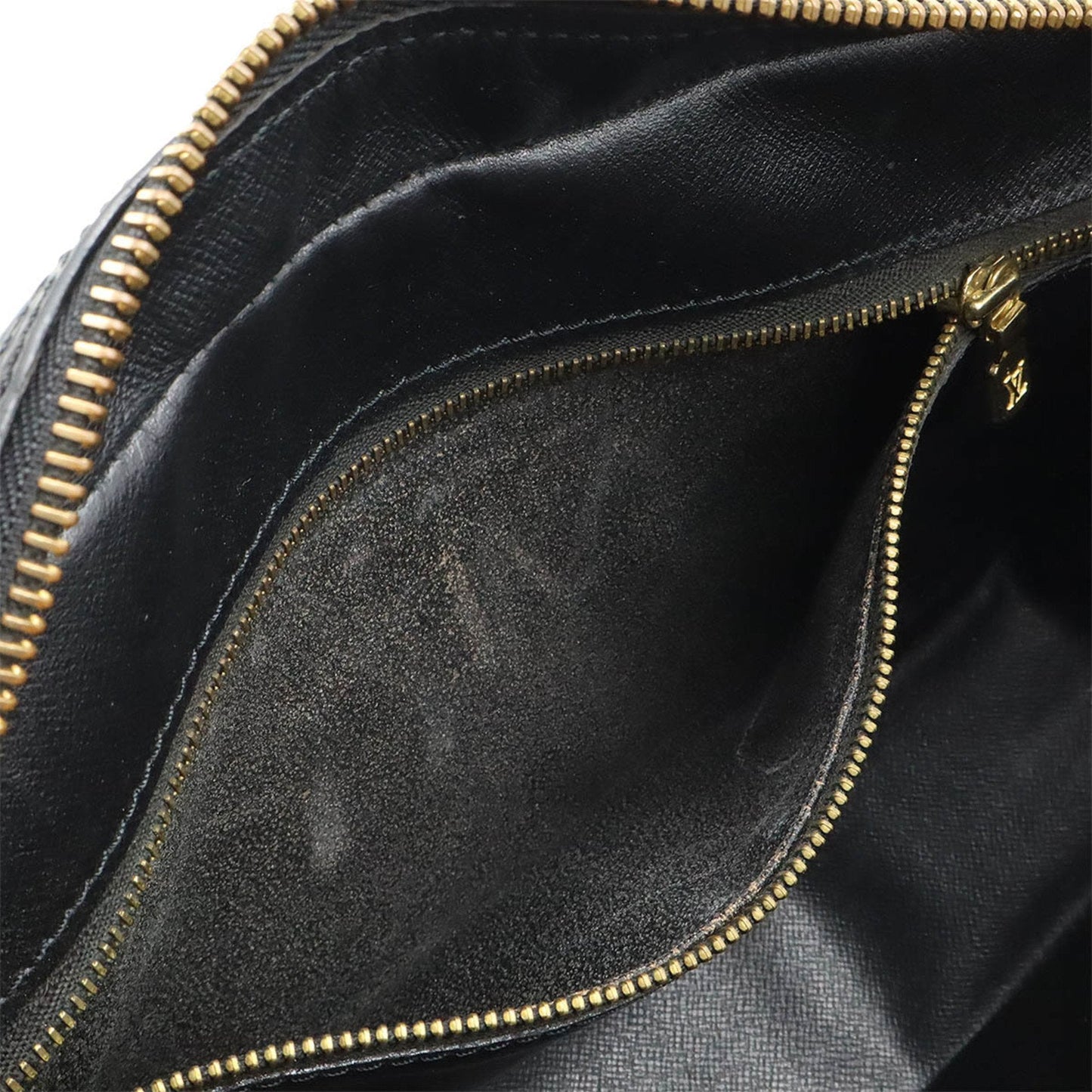 Louis Vuitton Noir Epi Leather Shoulder Bag
