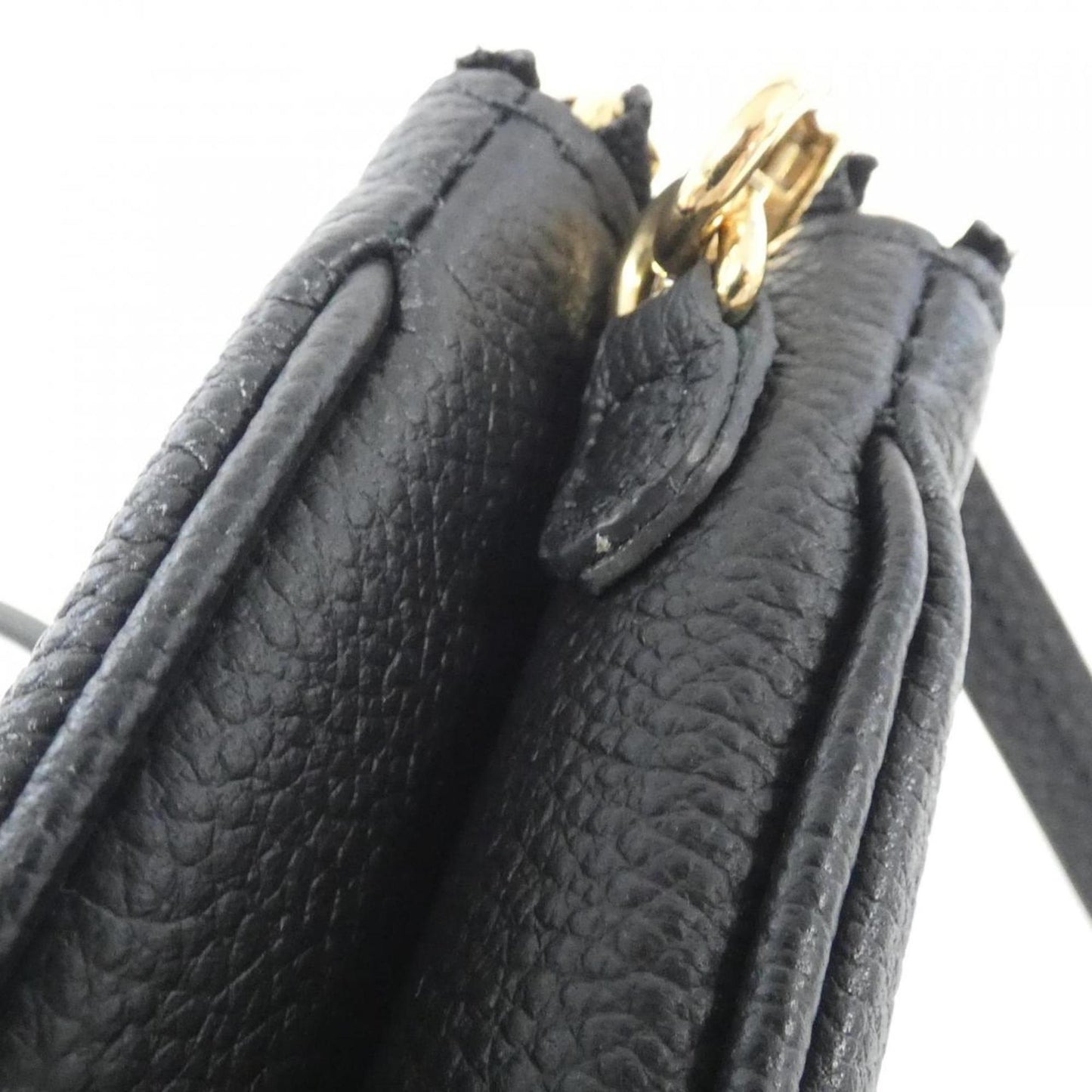 Louis Vuitton Beige Black Leather Pochette Shoulder Bag