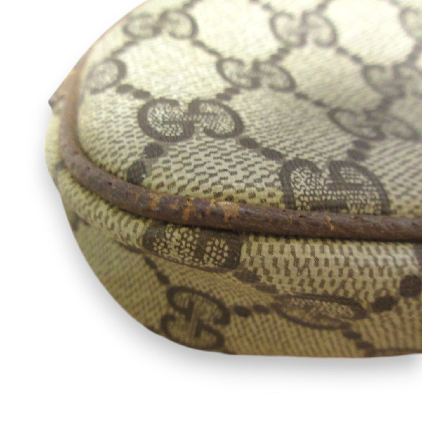Gucci Beige Coin Purse/Coin Case