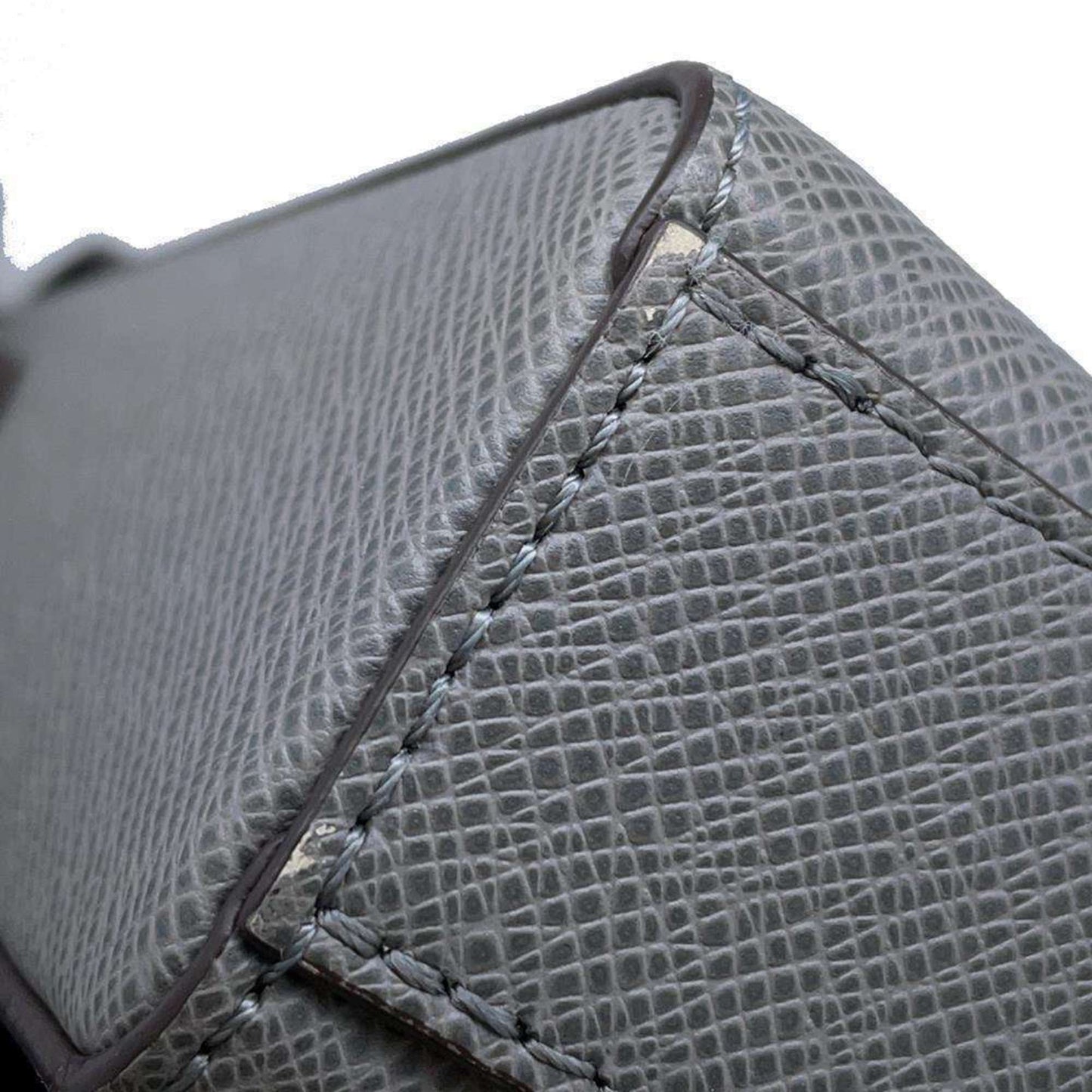 Louis Vuitton Taiga Gris Taiga Leather Shoulder Bag