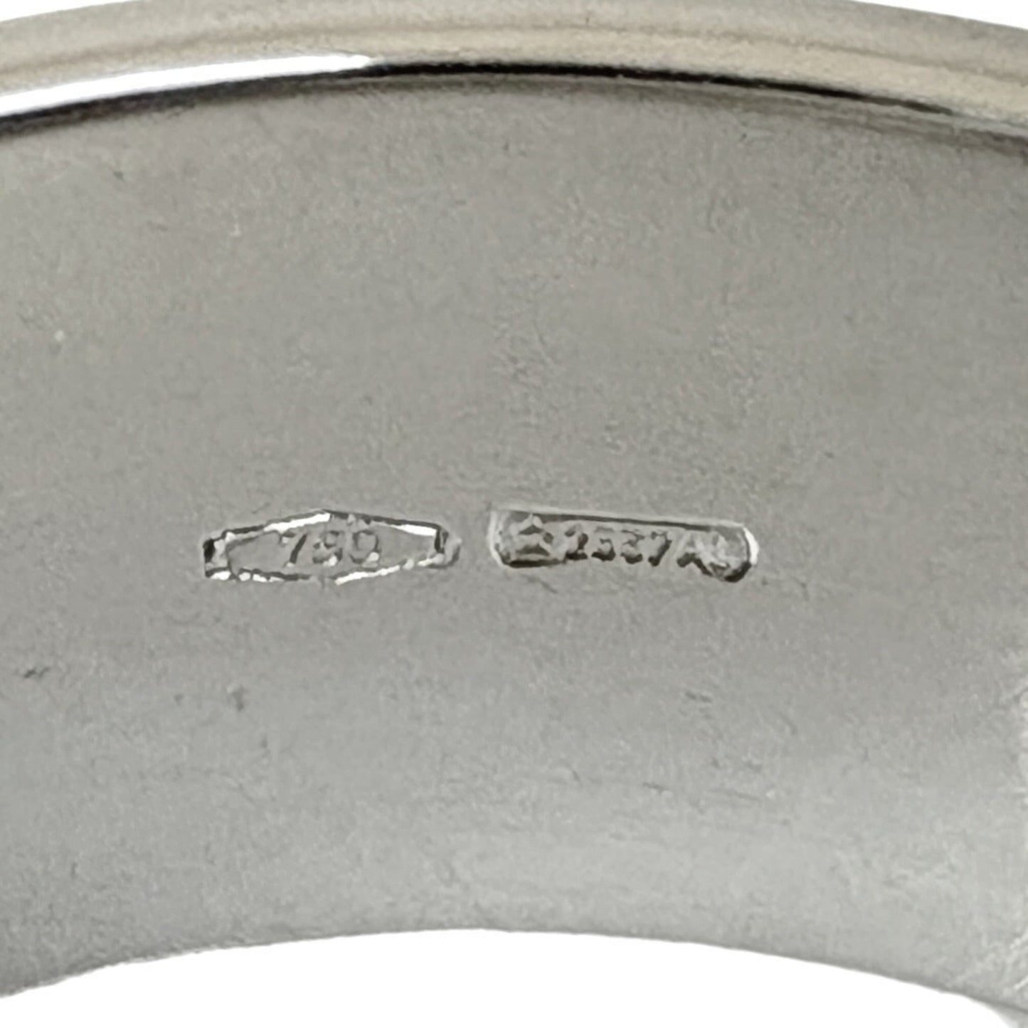 Gucci Icon Silver White Gold (18K) Band Ring